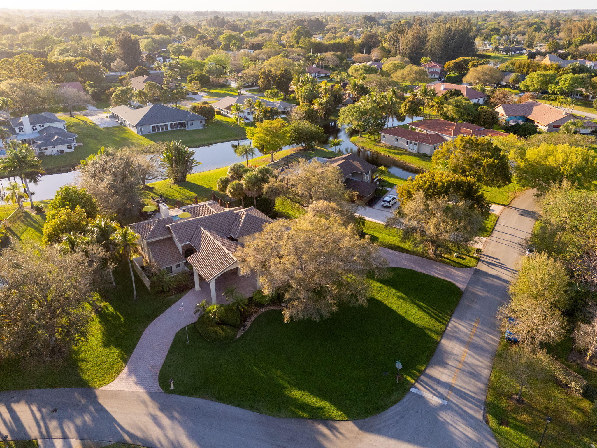 WHISPERING PINES - Residential