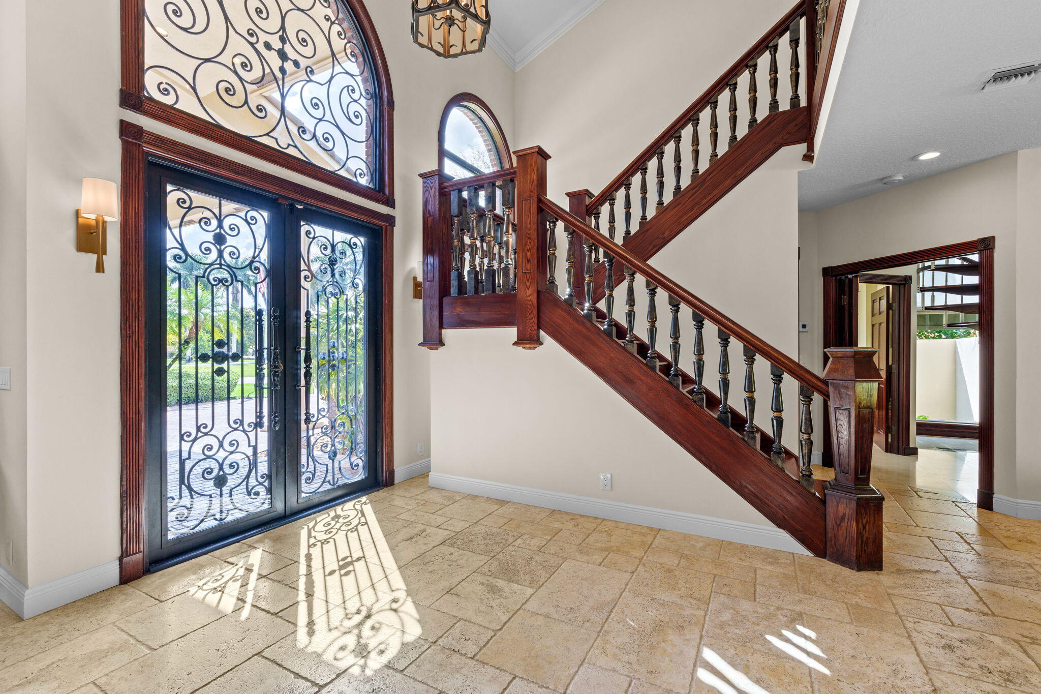 WHISPERING PINES - Residential