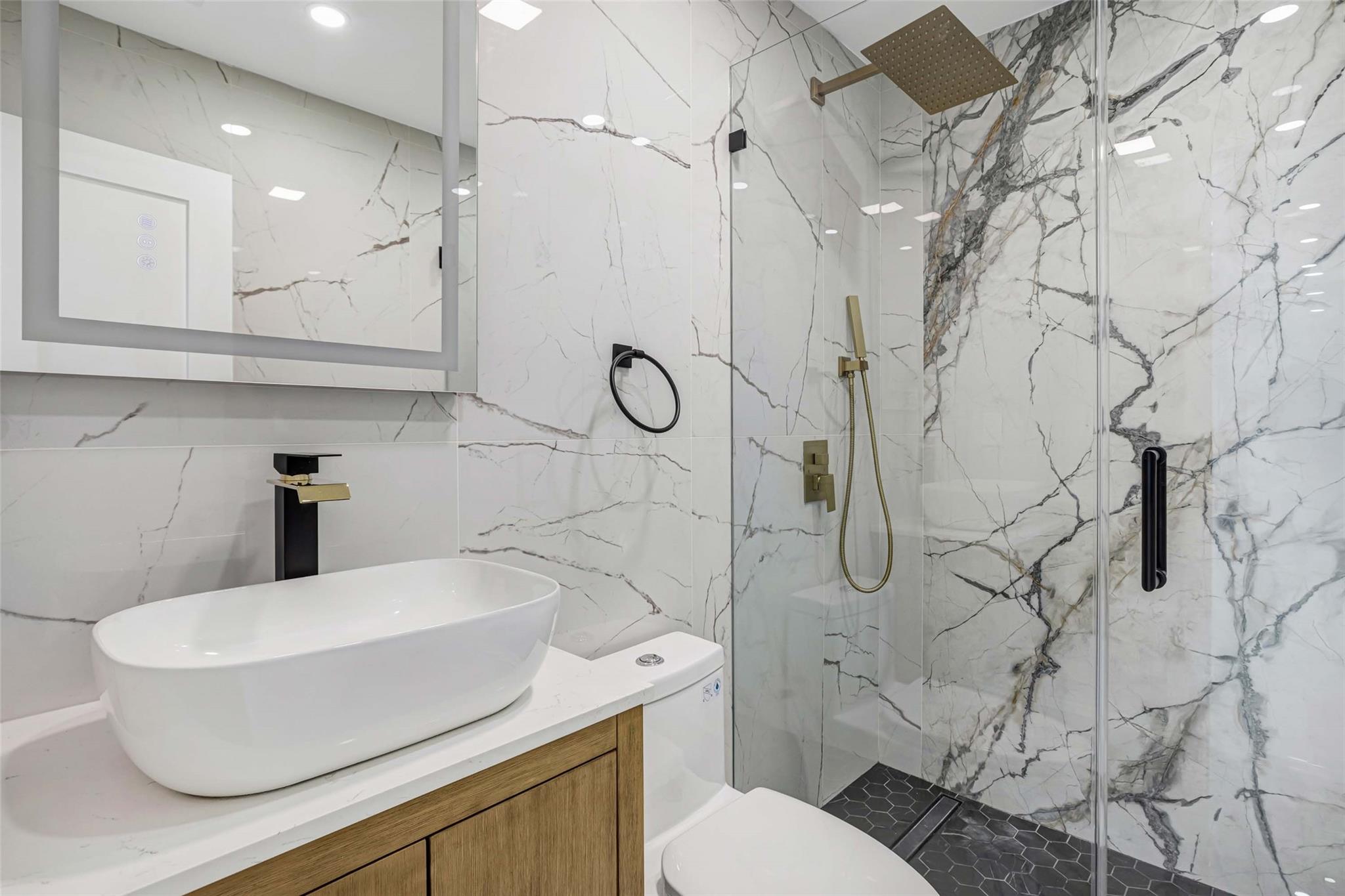 Cranston Terrace 28-14 B - Residential