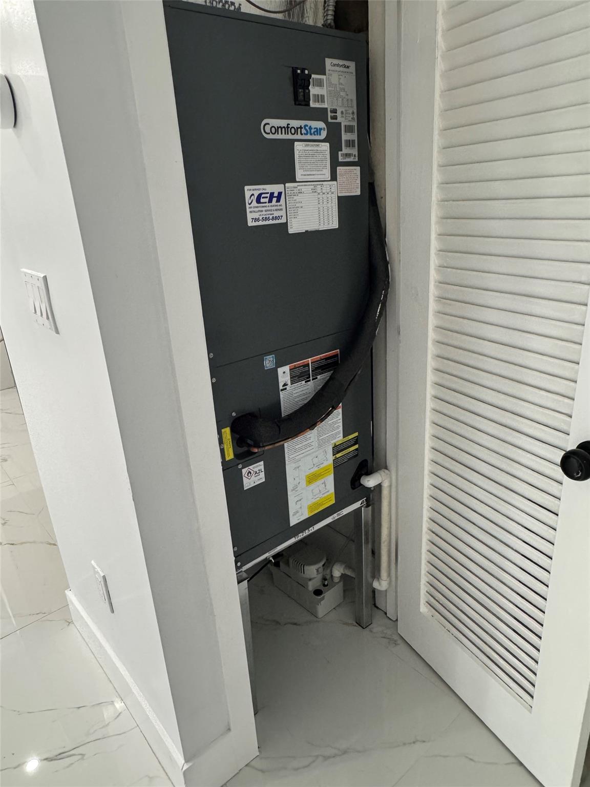 Cranston Terrace 28-14 B - Residential