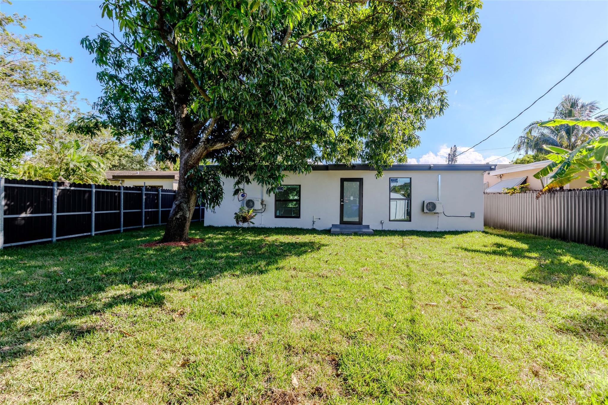 Cranston Terrace 28-14 B - Residential