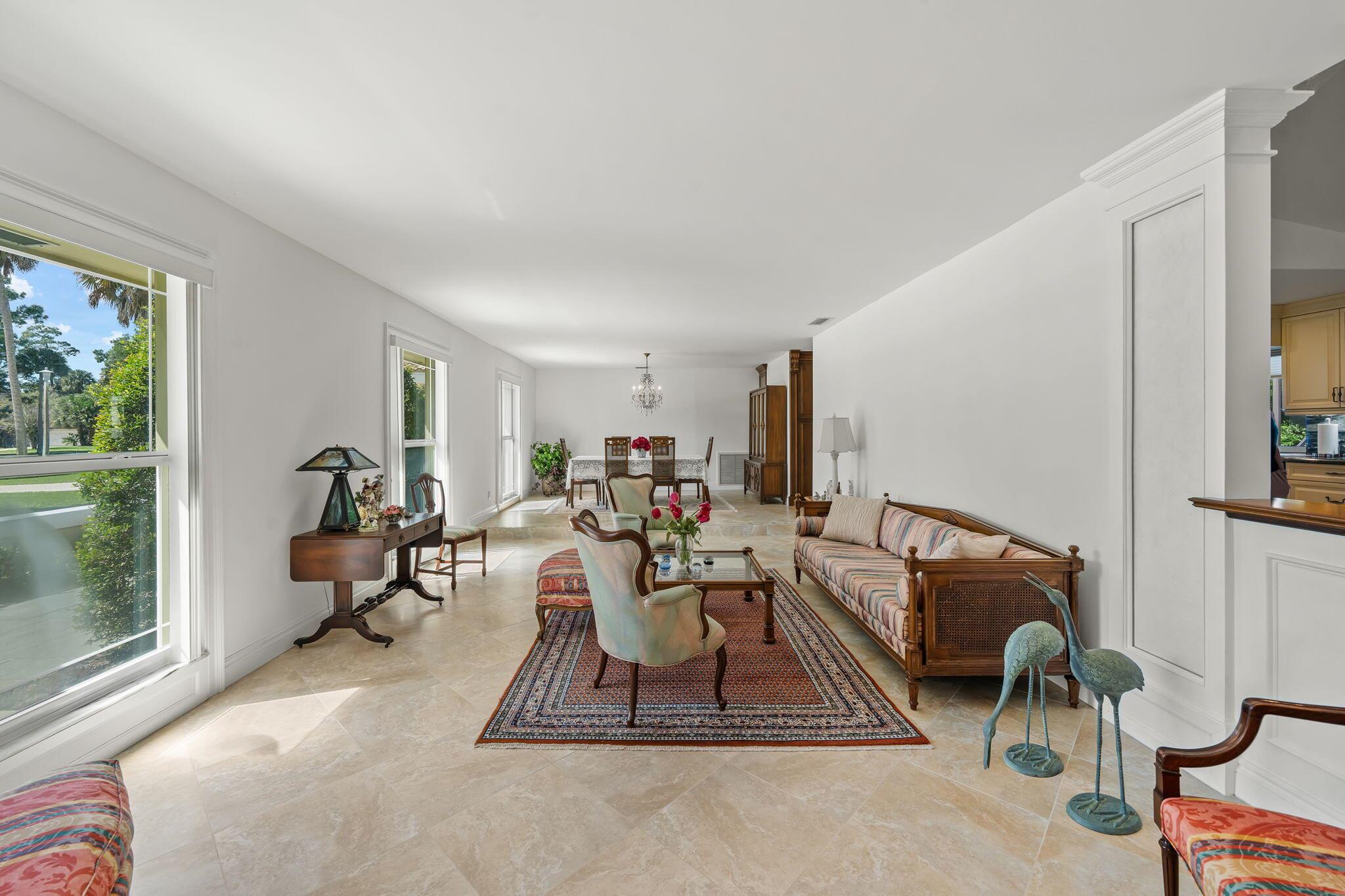 PINEWOOD EAST OF WELLINGT - Residential