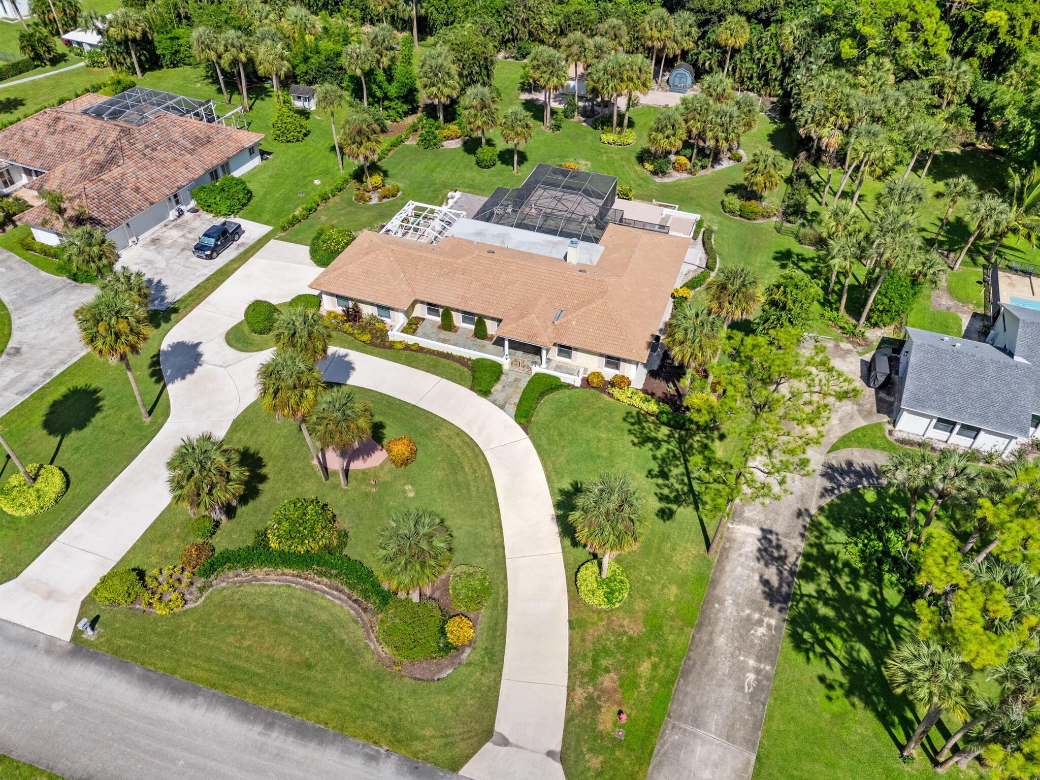 PINEWOOD EAST OF WELLINGT - Residential