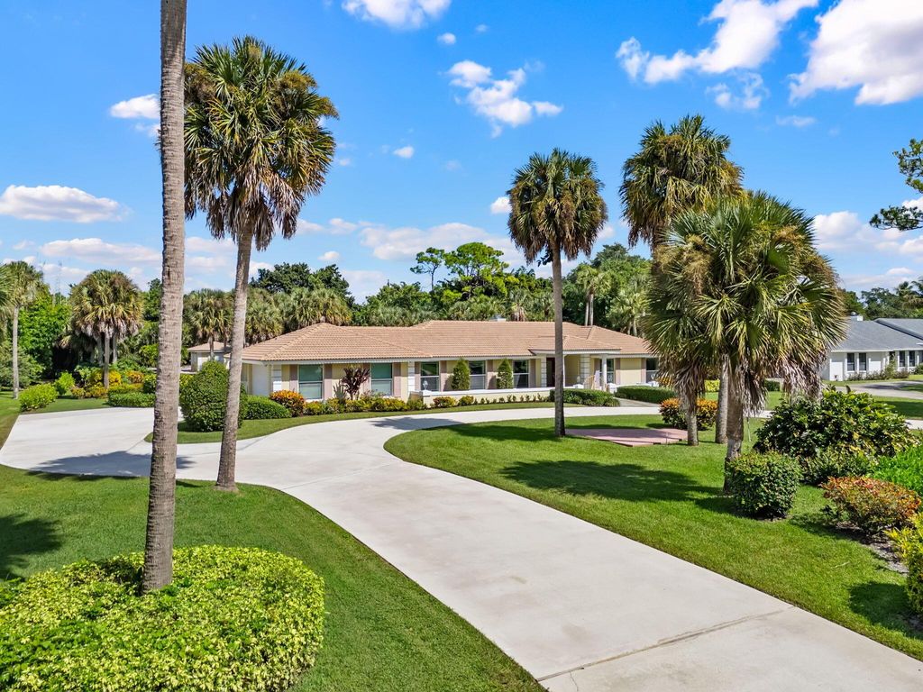 Photo of 12231 Areaca Drive, Wellington, FL 33414 (MLS # R11132598)