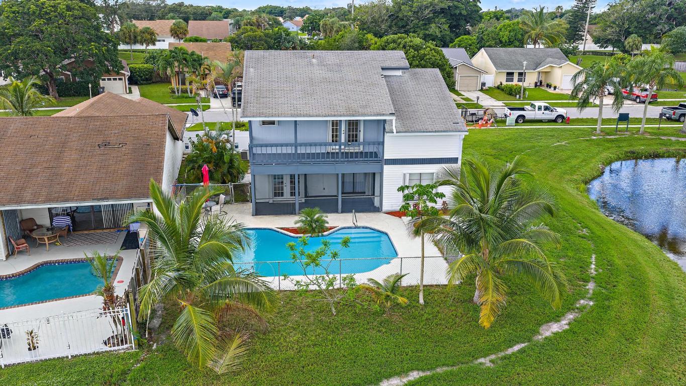 LAKESIDE GREEN 1 - Residential