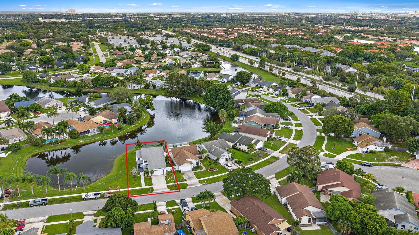 LAKESIDE GREEN 1 - Residential