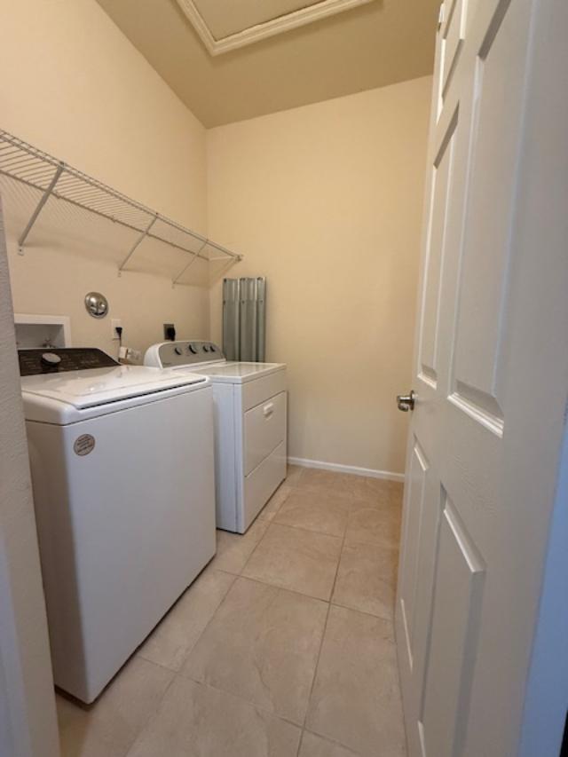 Paloma Lakes - Residential