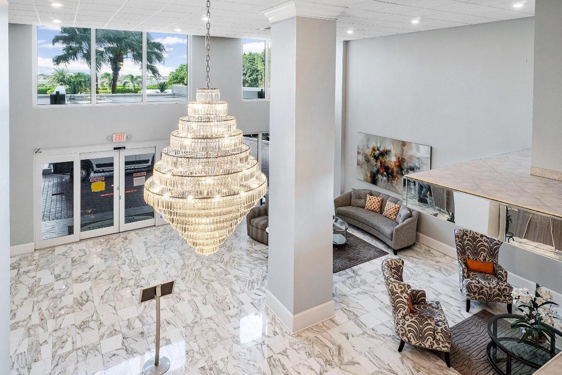 PATRICIAN OF PALM BEACH CONDO - Residential