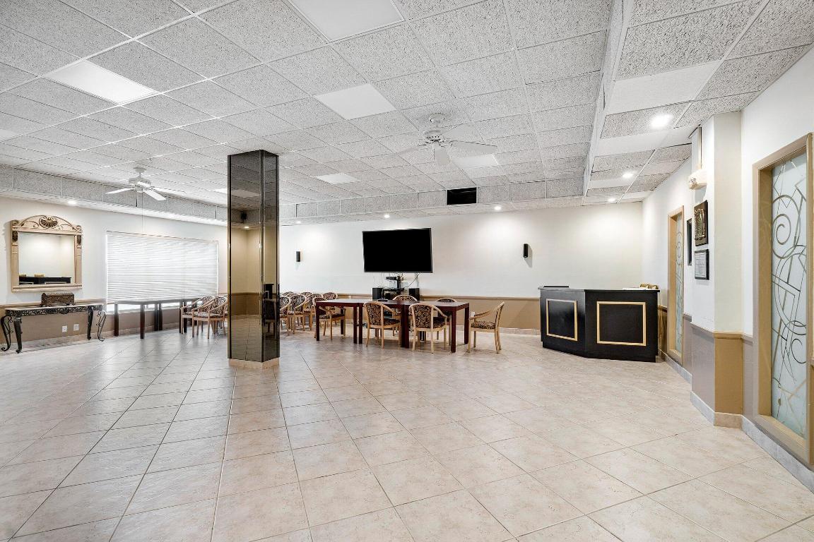 PATRICIAN OF PALM BEACH CONDO - Residential