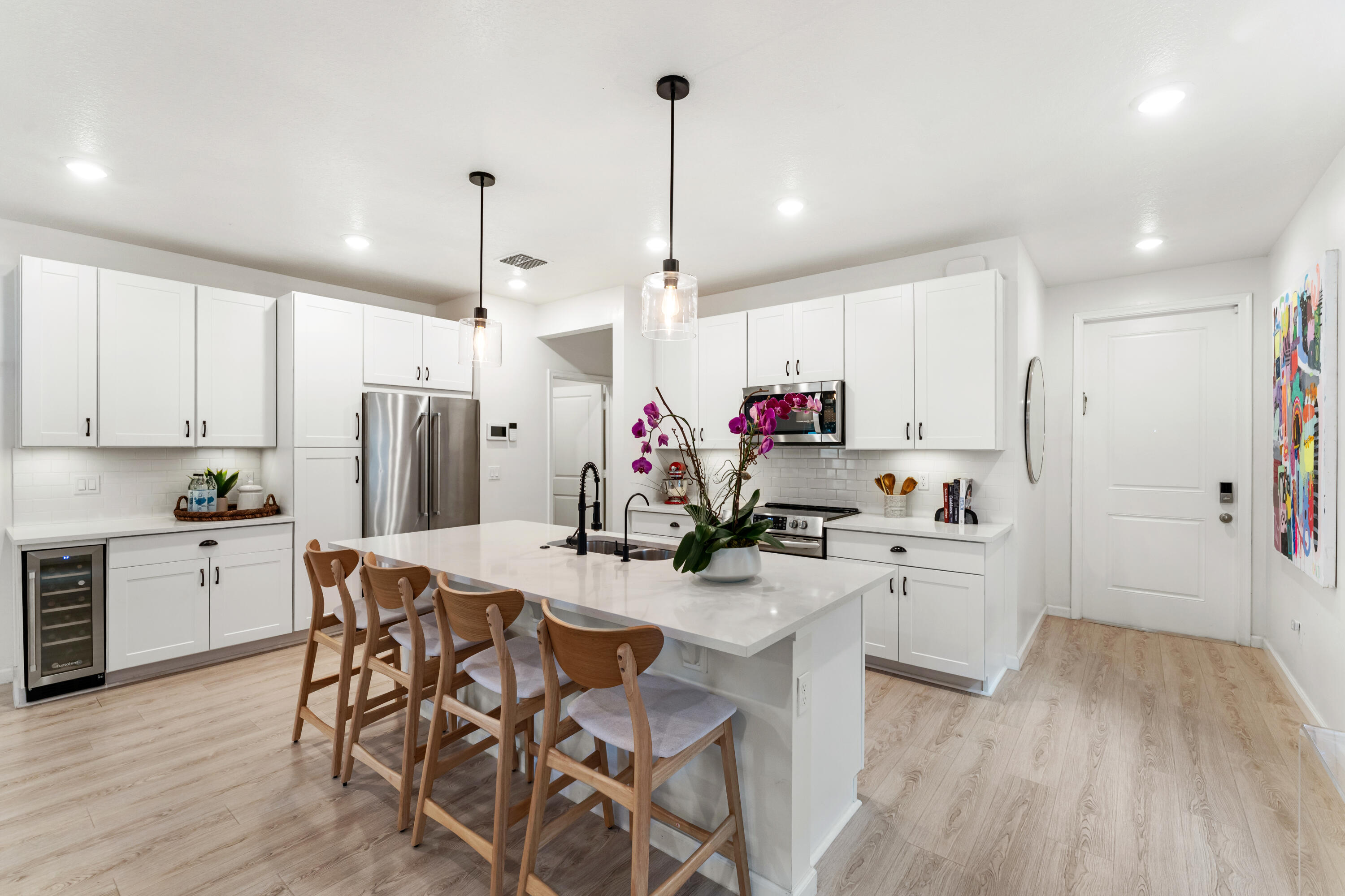 ENCLAVE AT MANGONIA PARK - Residential