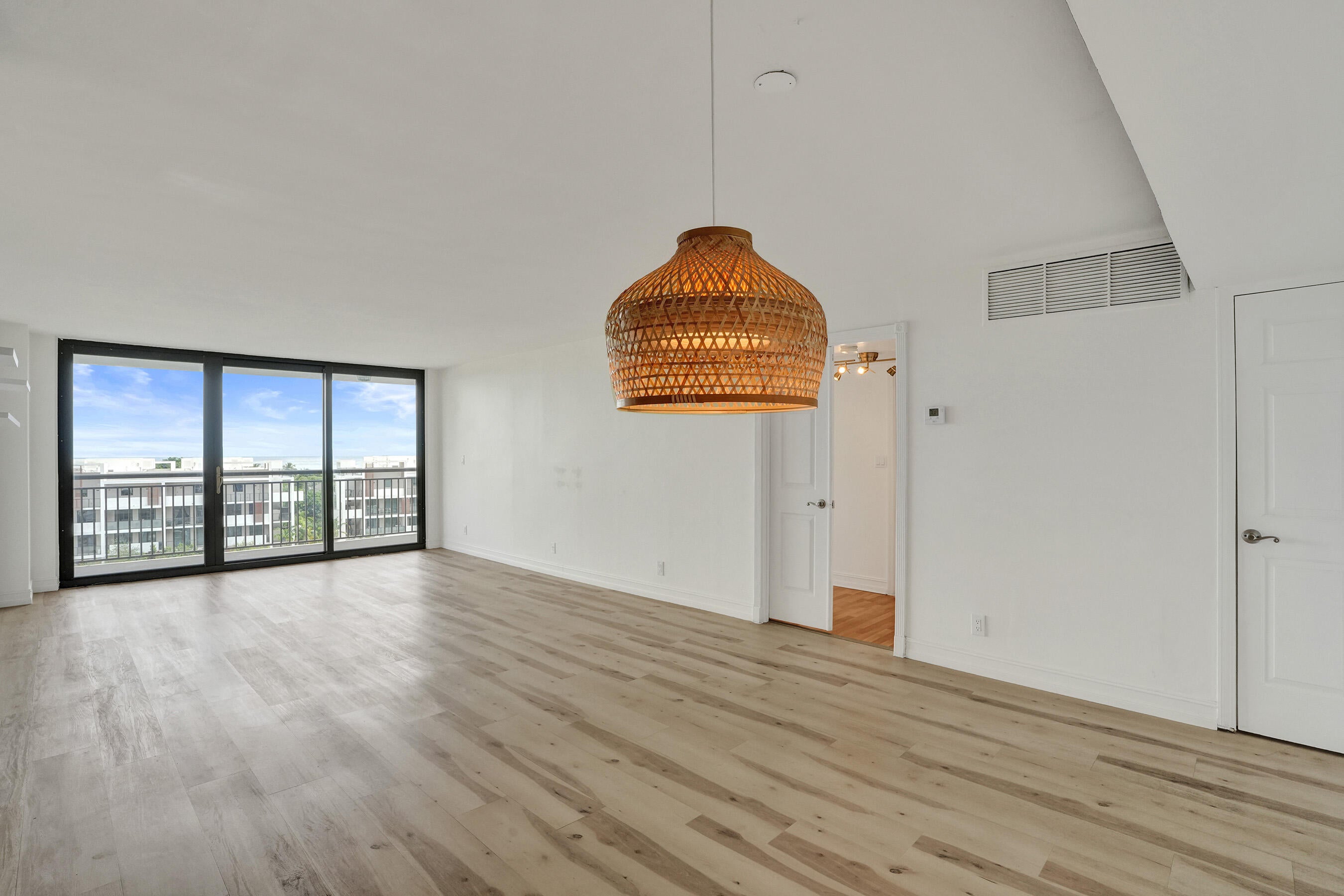 3031 N OCEAN Boulevard 805