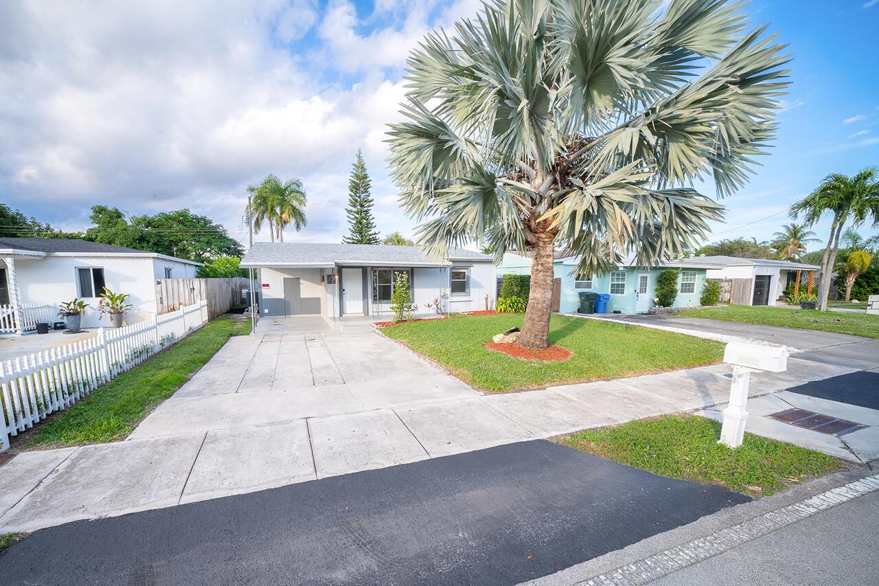 NORTH ANDREWS TERRACE FIR - Residential