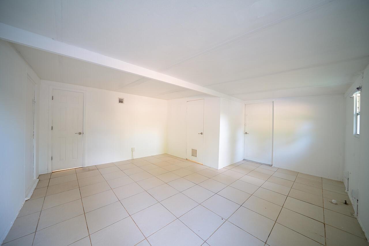 NORTH ANDREWS TERRACE FIR - Residential