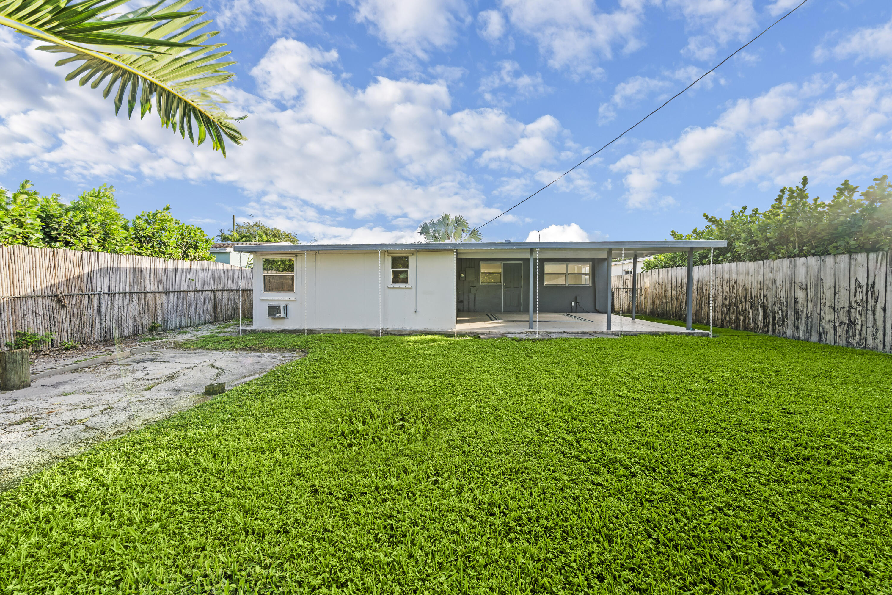 NORTH ANDREWS TERRACE FIRST ADD - Residential