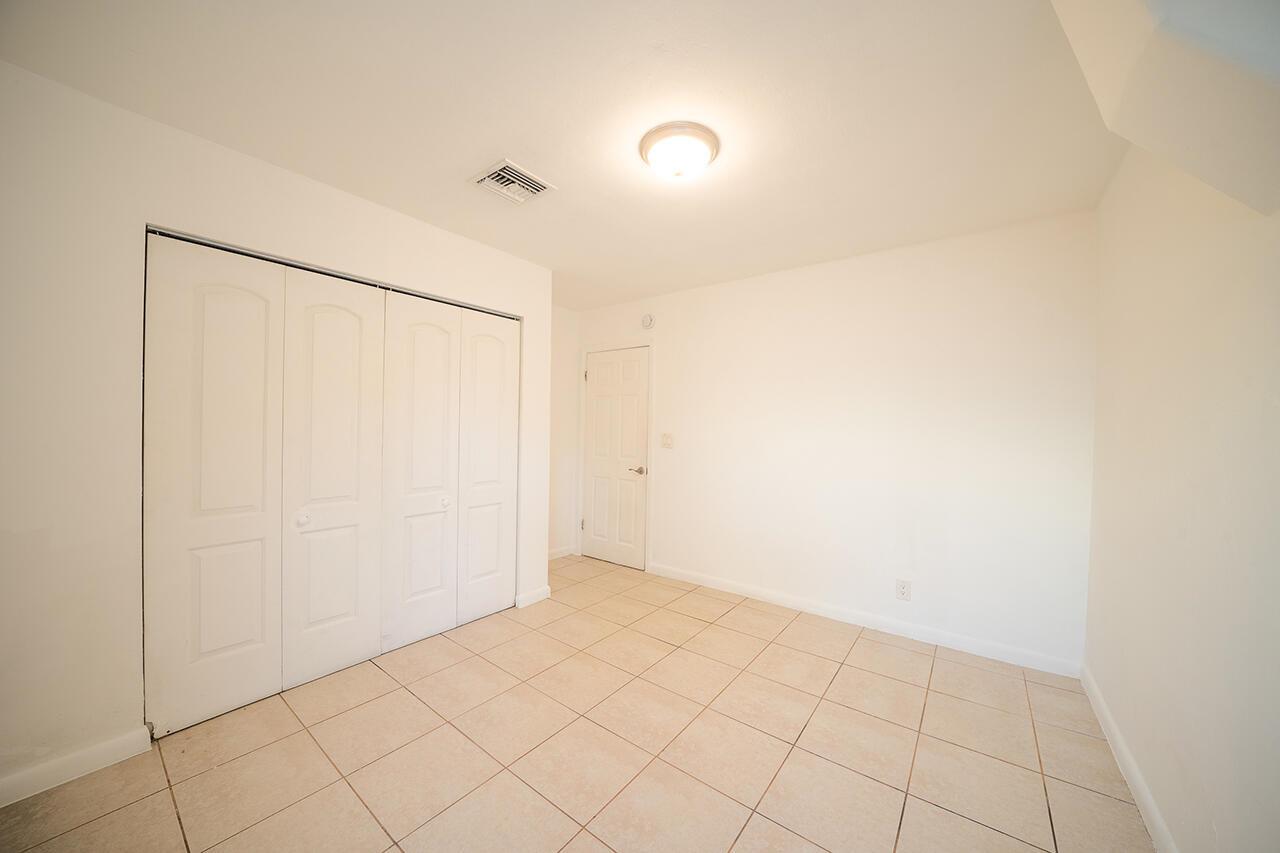 NORTH ANDREWS TERRACE FIR - Residential