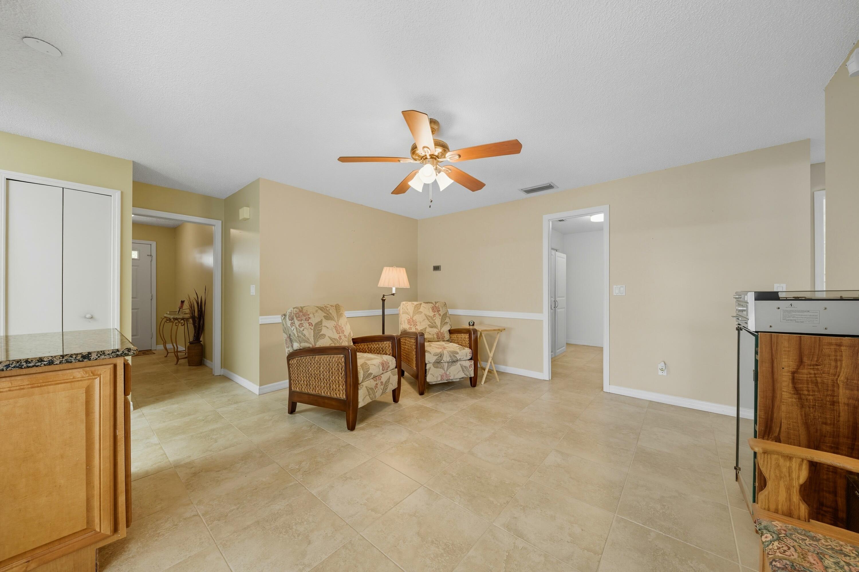 LAUREL COURT - Residential