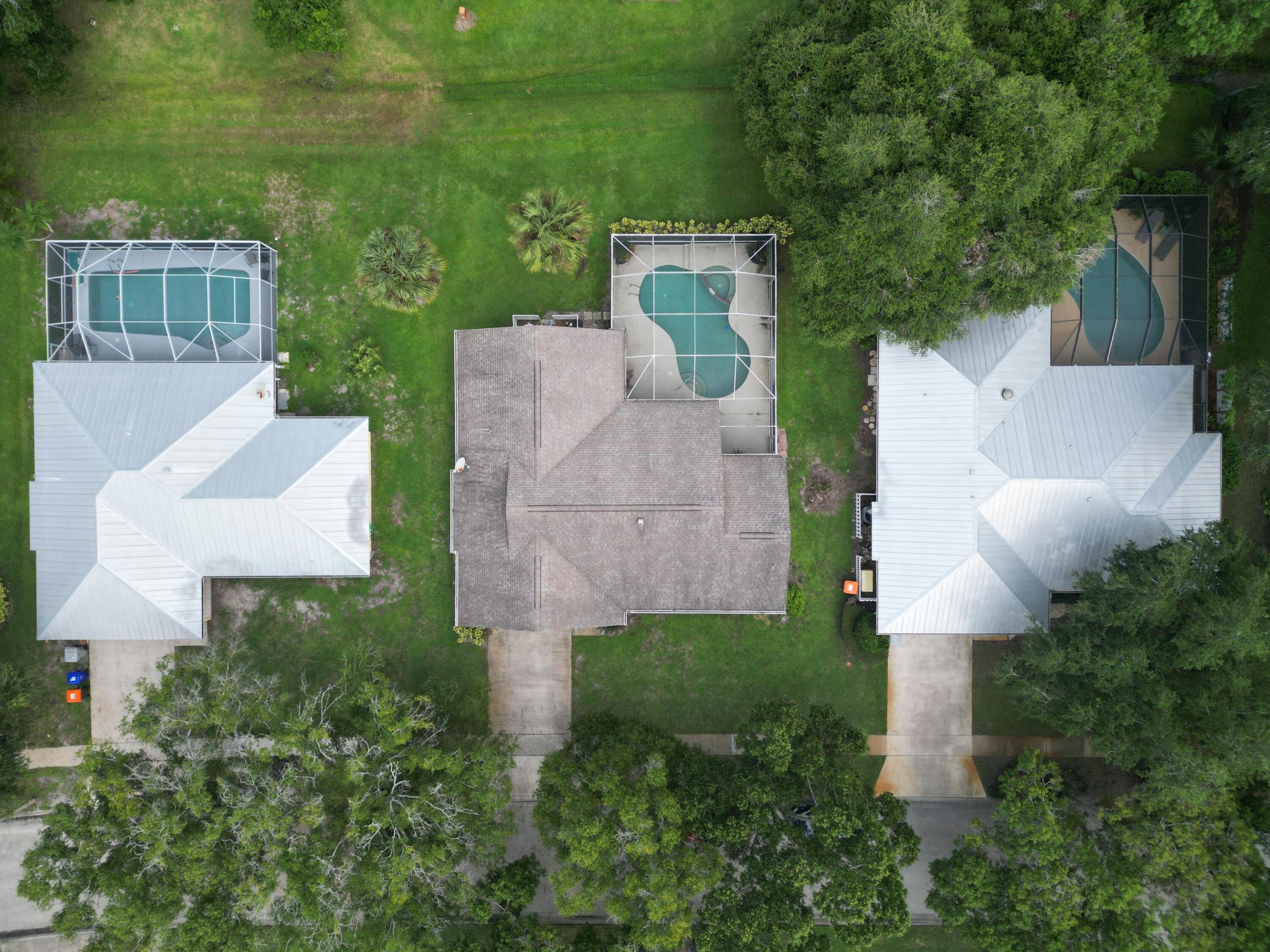 LAUREL COURT - Residential