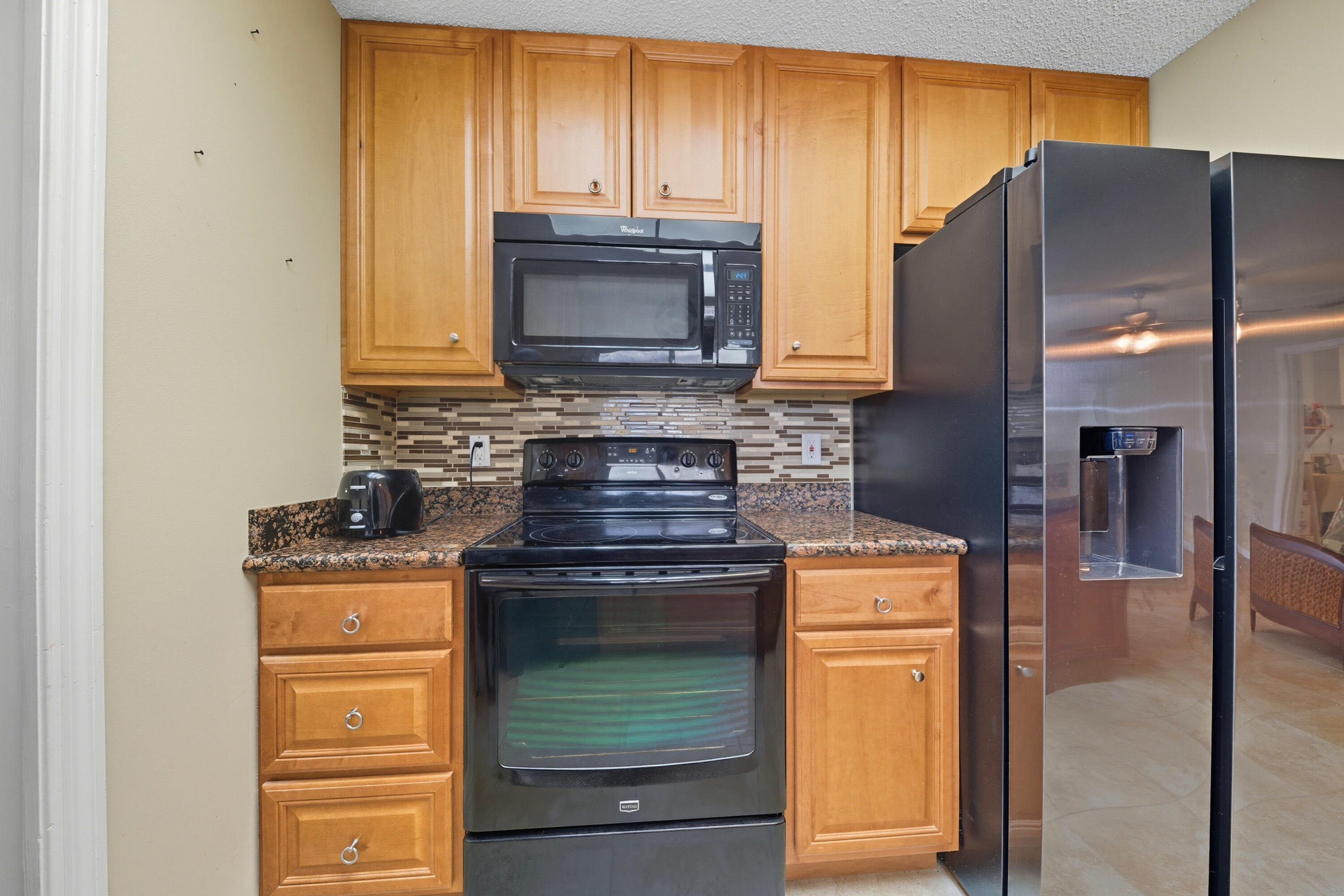 LAUREL COURT - Residential