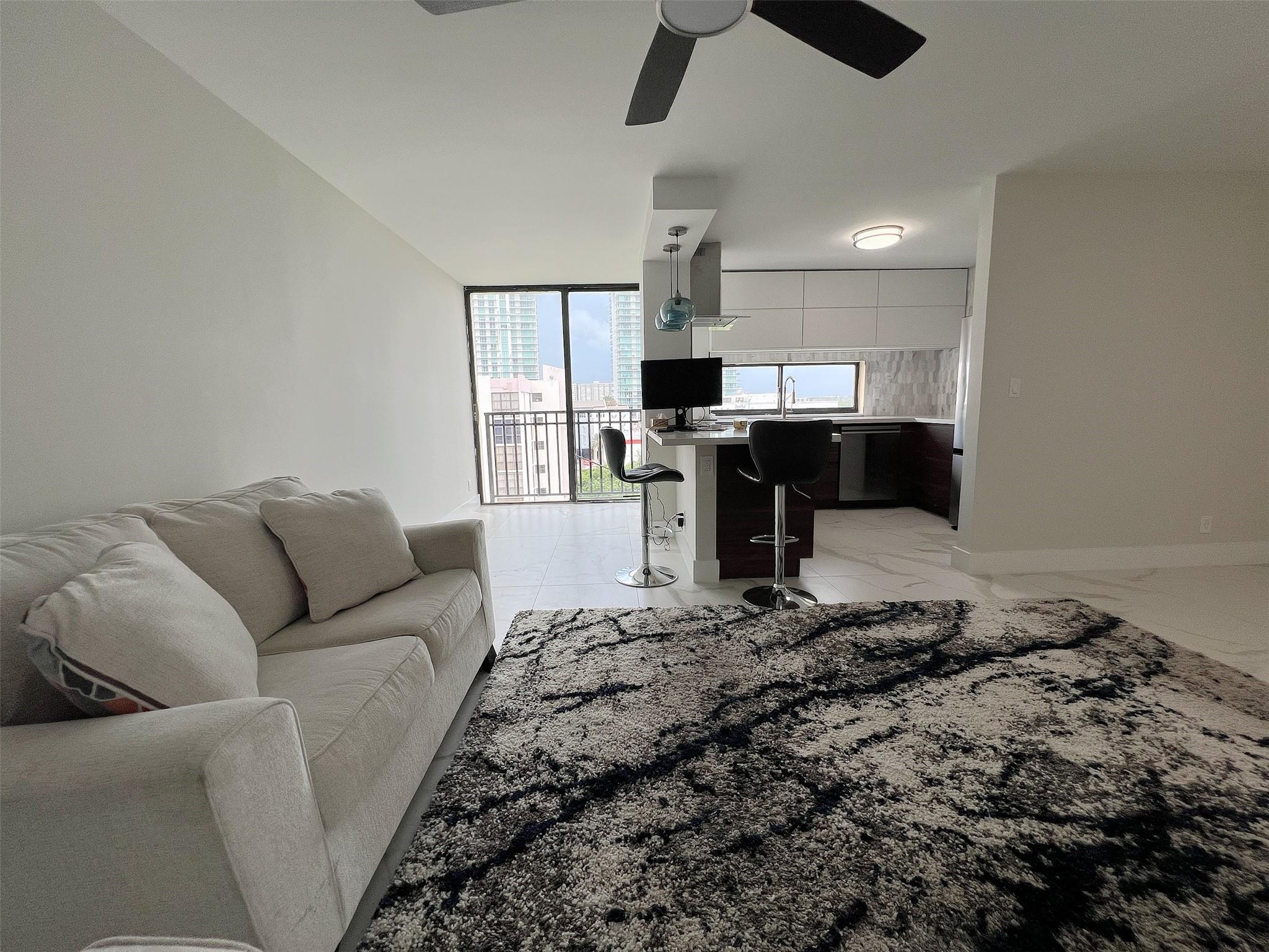 PLAZA OF AMERICAS CONDO - Residential