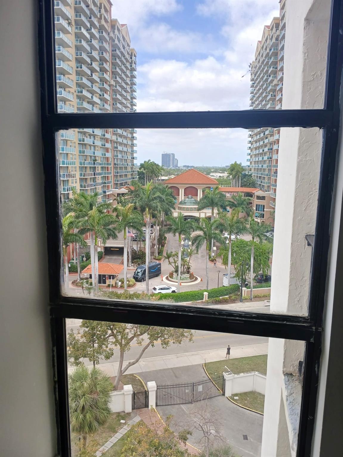 PLAZA OF AMERICAS CONDO - Residential