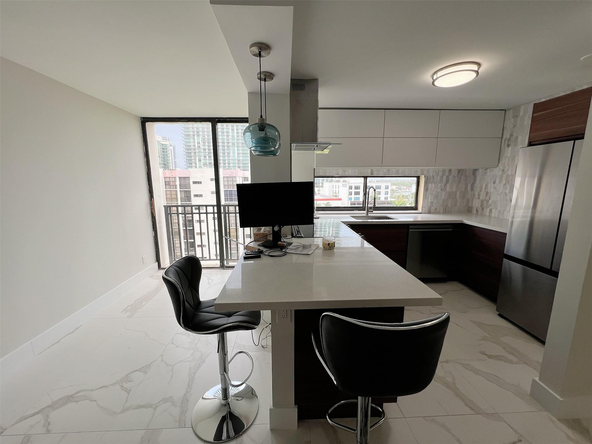 PLAZA OF AMERICAS CONDO - Residential
