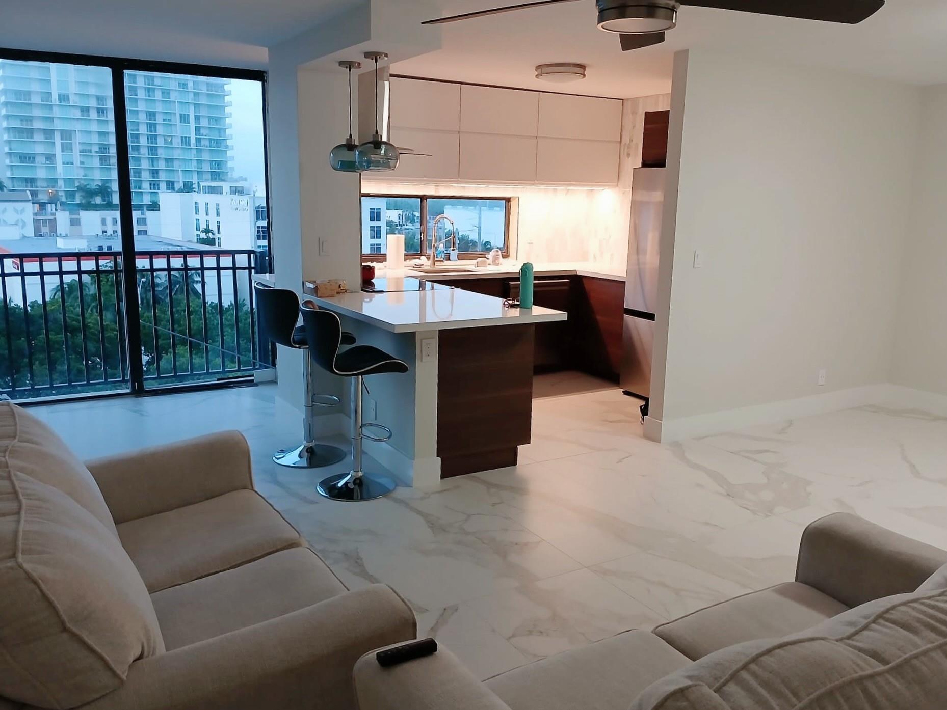 PLAZA OF AMERICAS CONDO - Residential