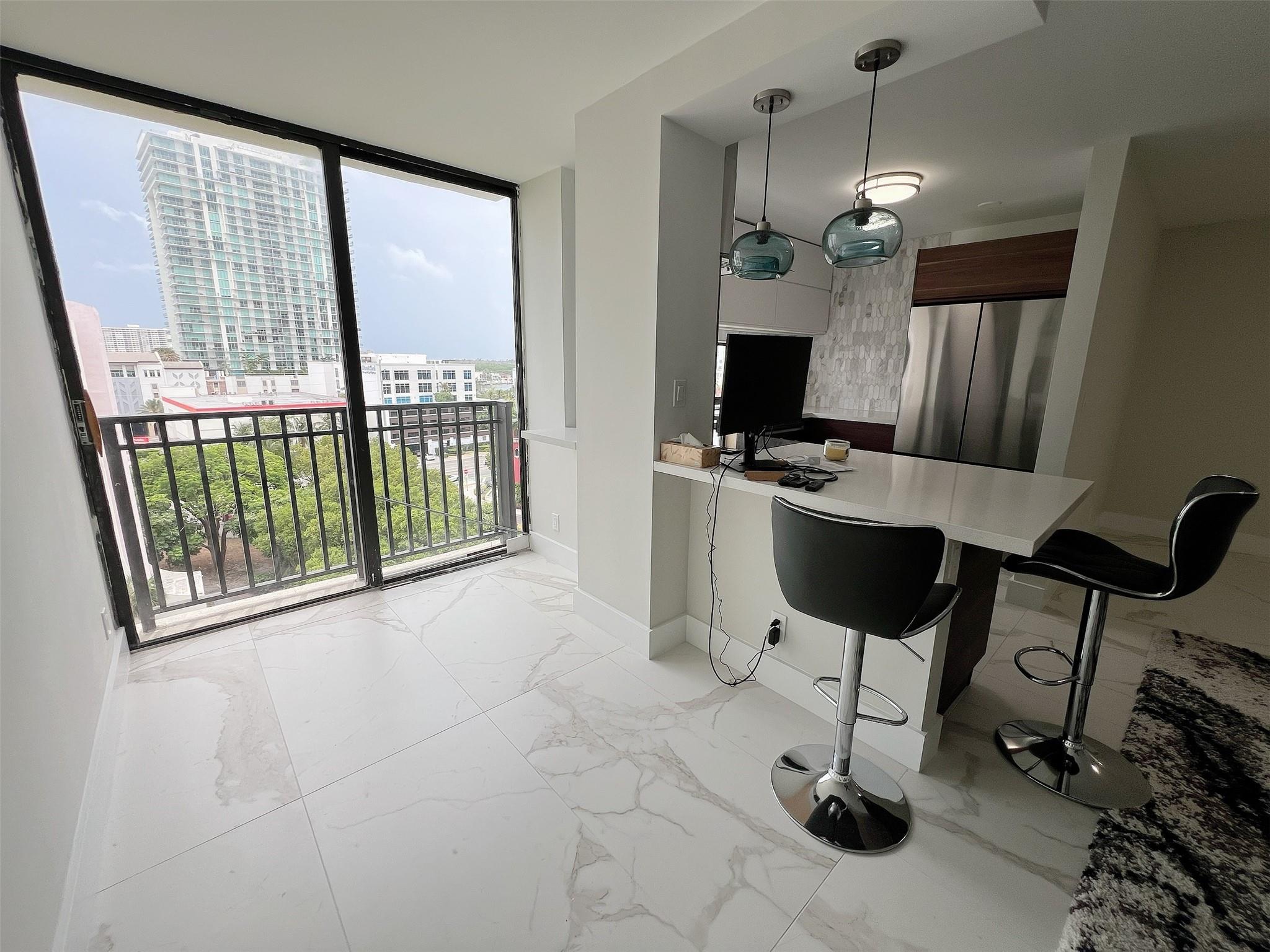 PLAZA OF AMERICAS CONDO - Residential
