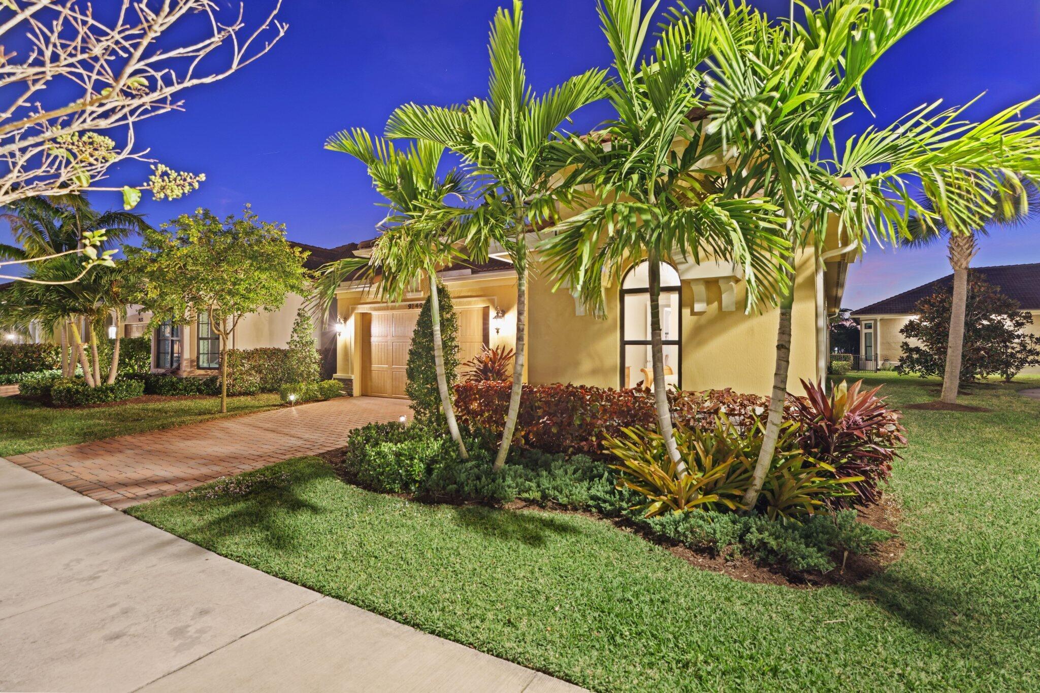 PARKLAND ROYALE - Residential