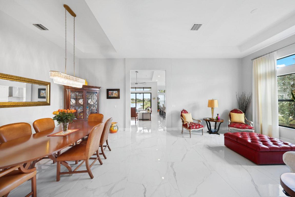 PARKLAND ROYALE - Residential