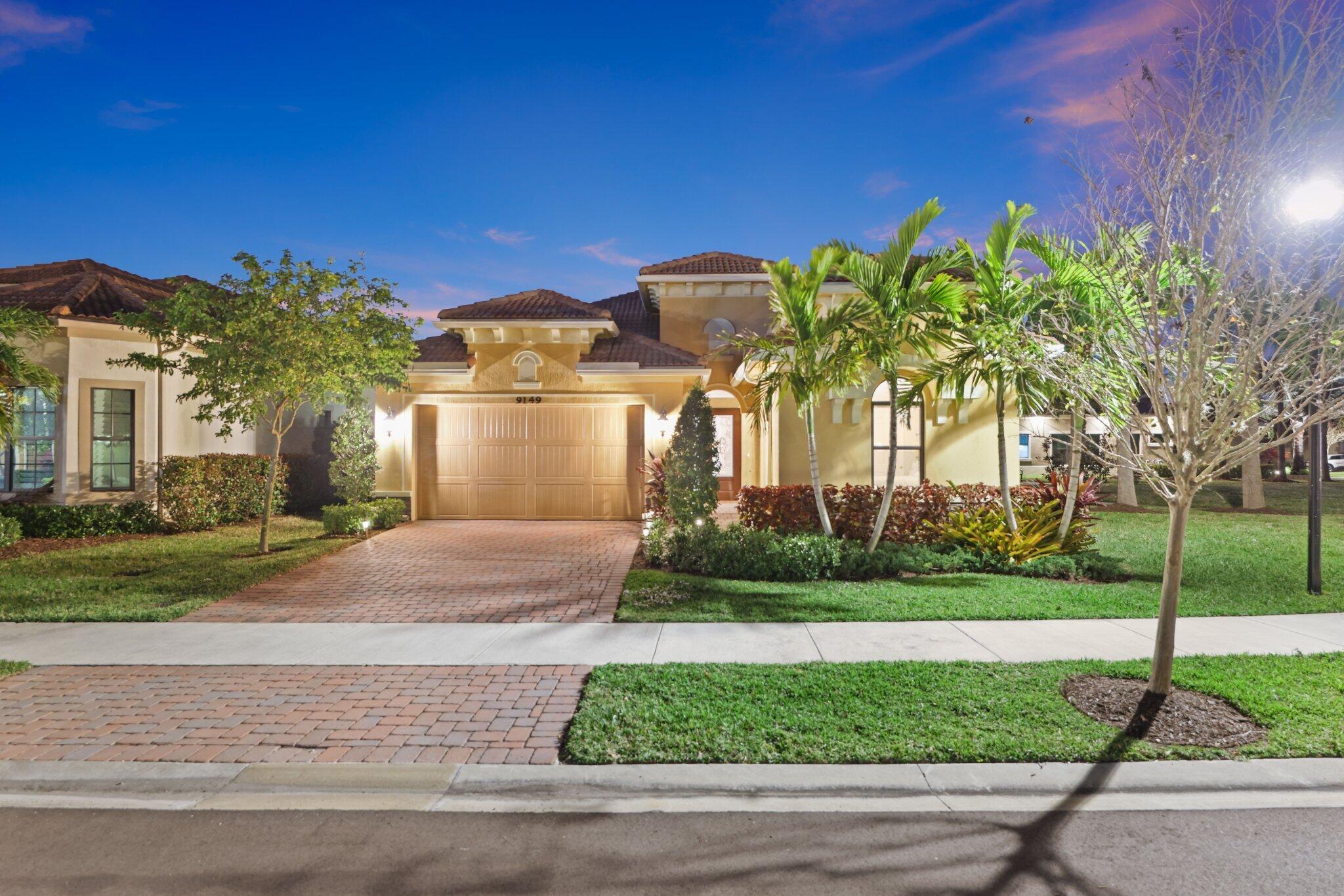 PARKLAND ROYALE - Residential