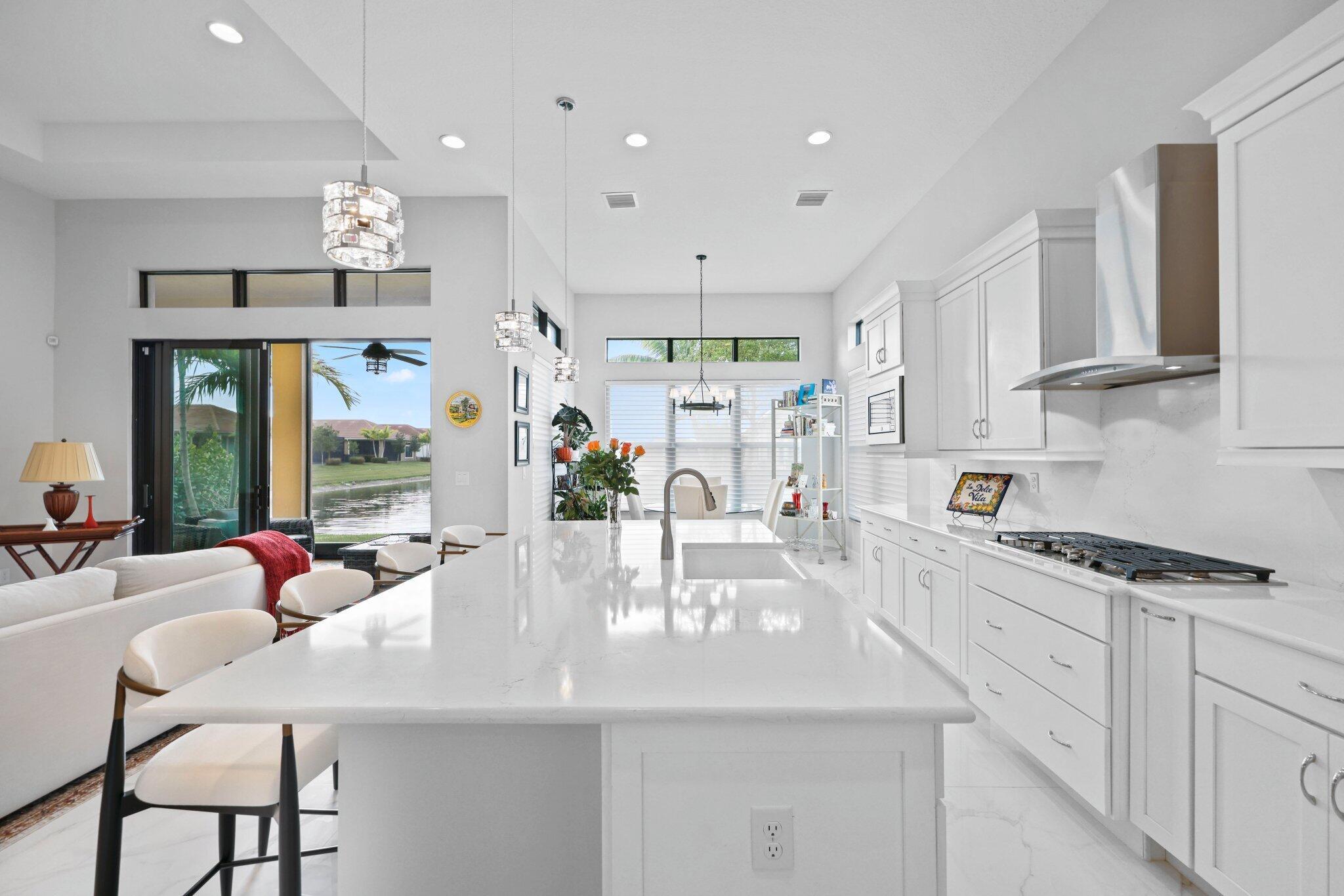 PARKLAND ROYALE - Residential