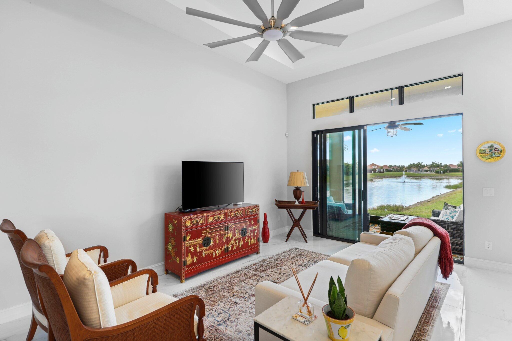 PARKLAND ROYALE - Residential