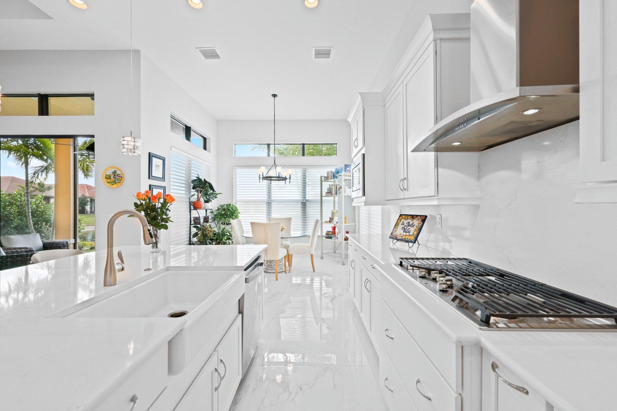 PARKLAND ROYALE - Residential