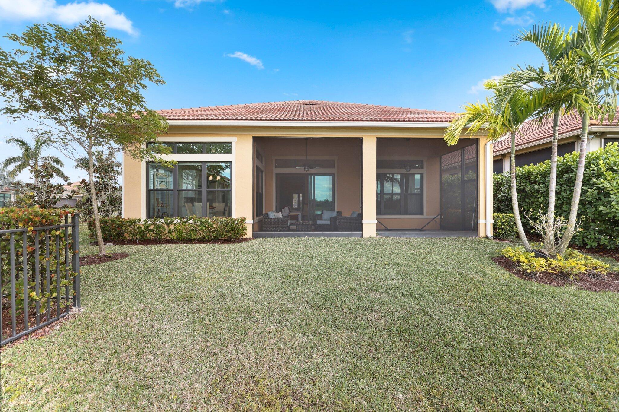 PARKLAND ROYALE - Residential