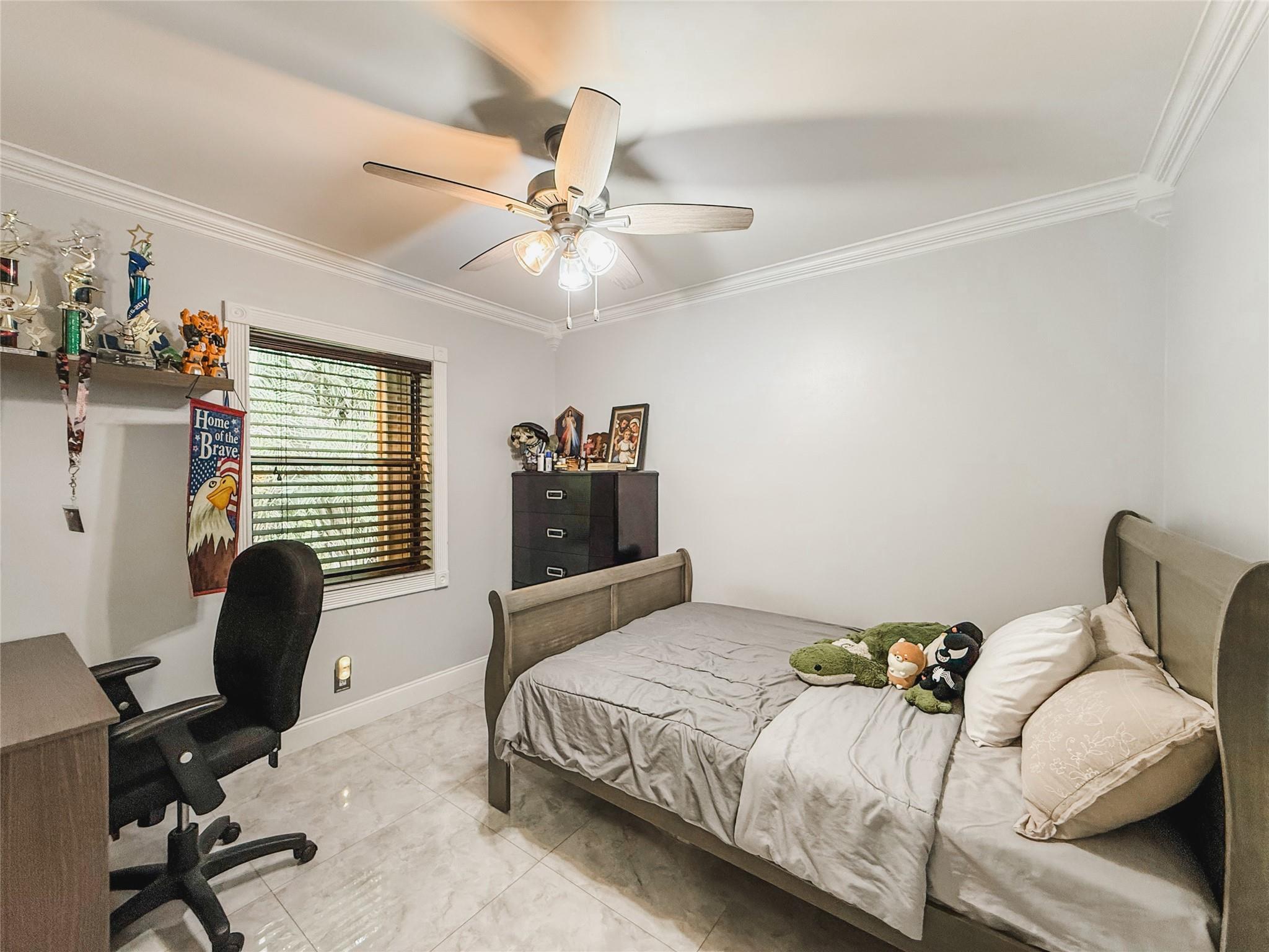 Lakeview Hamlet 106-36 B - Residential