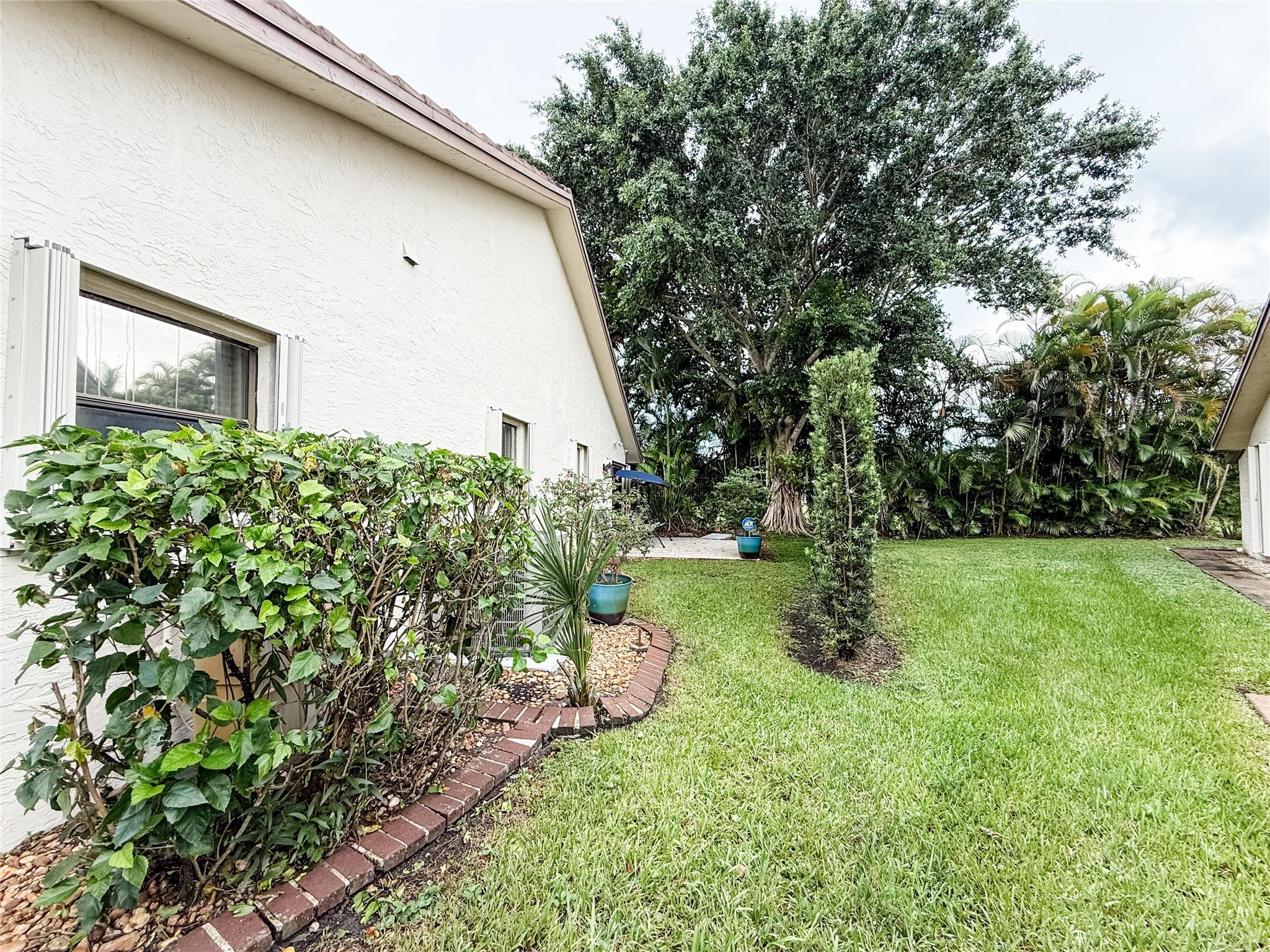 Lakeview Hamlet 106-36 B - Residential