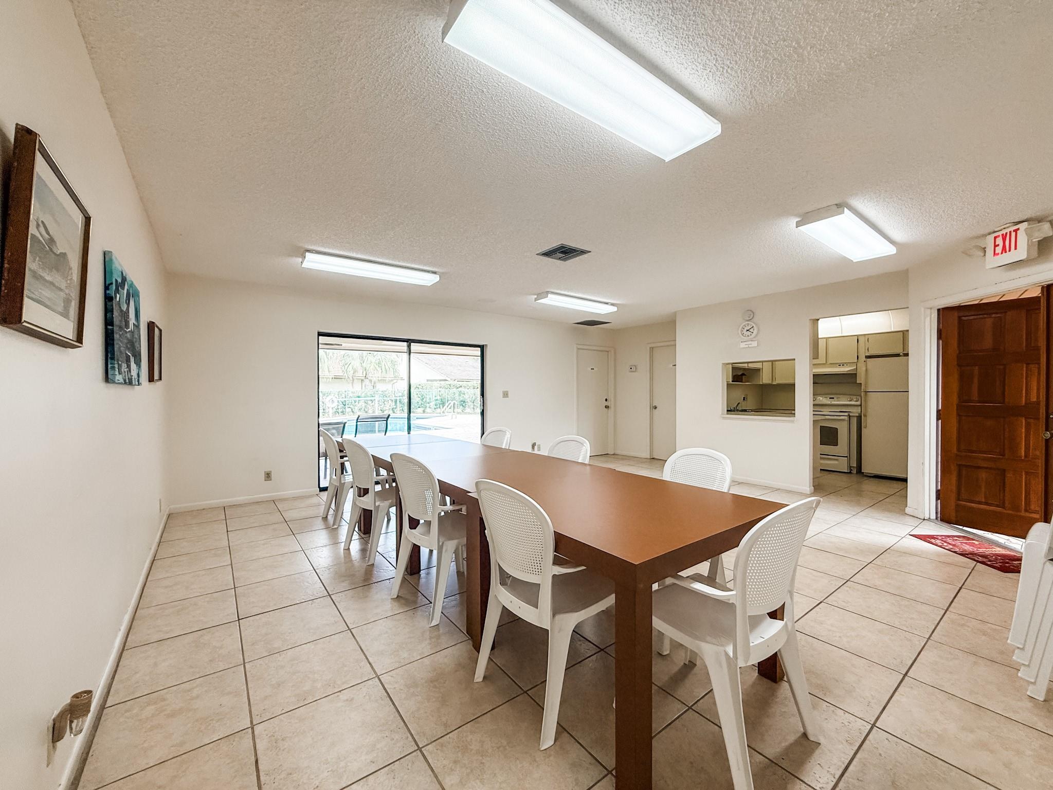 Lakeview Hamlet 106-36 B - Residential