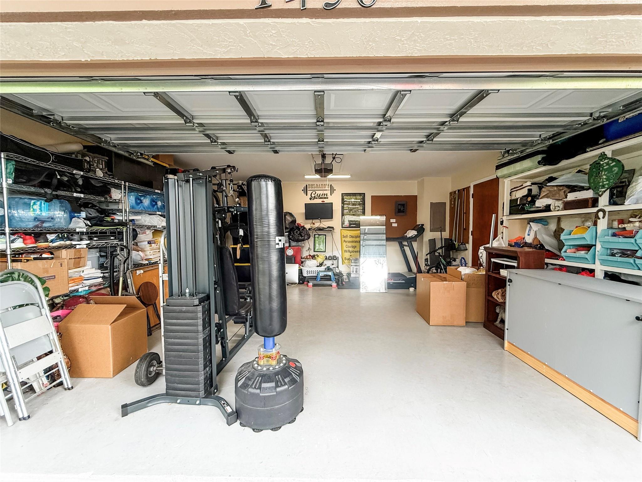 Lakeview Hamlet 106-36 B - Residential