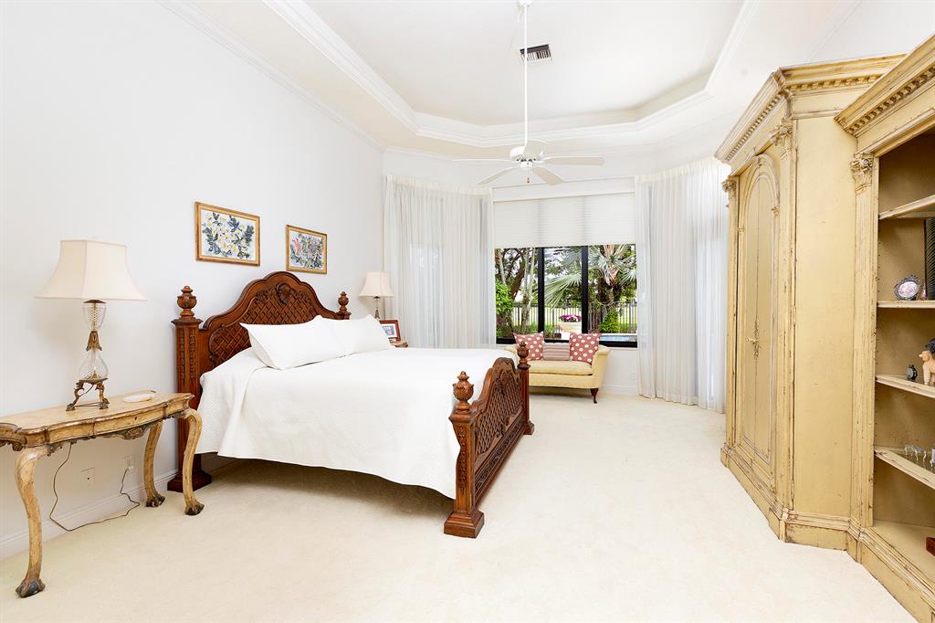 MIZNER ESTATES OF PALM BE - Residential