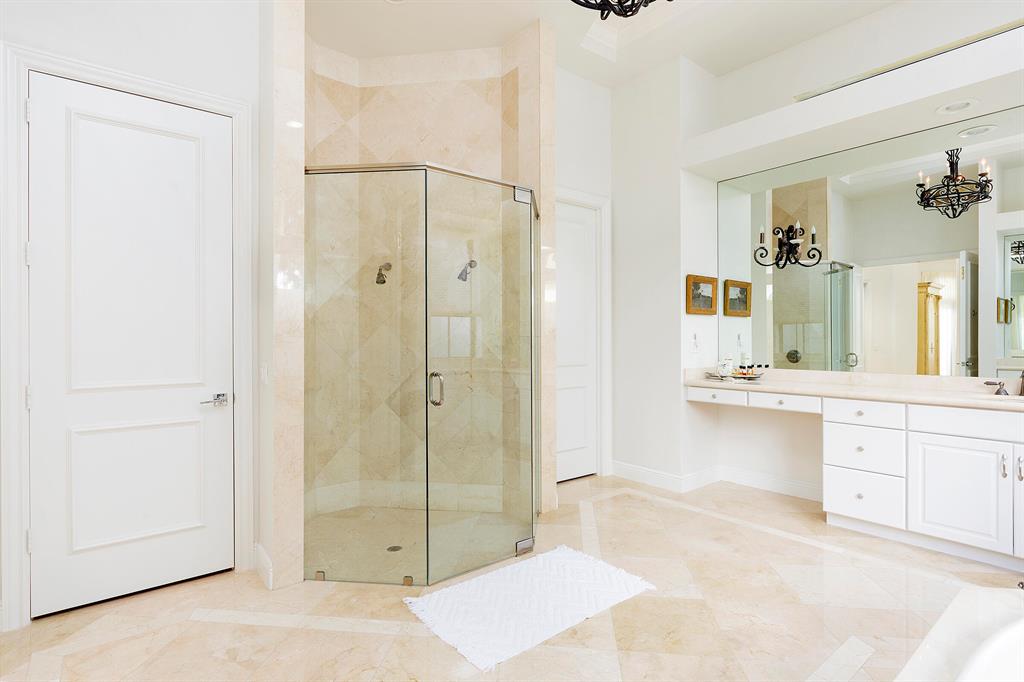 MIZNER ESTATES OF PALM BE - Residential