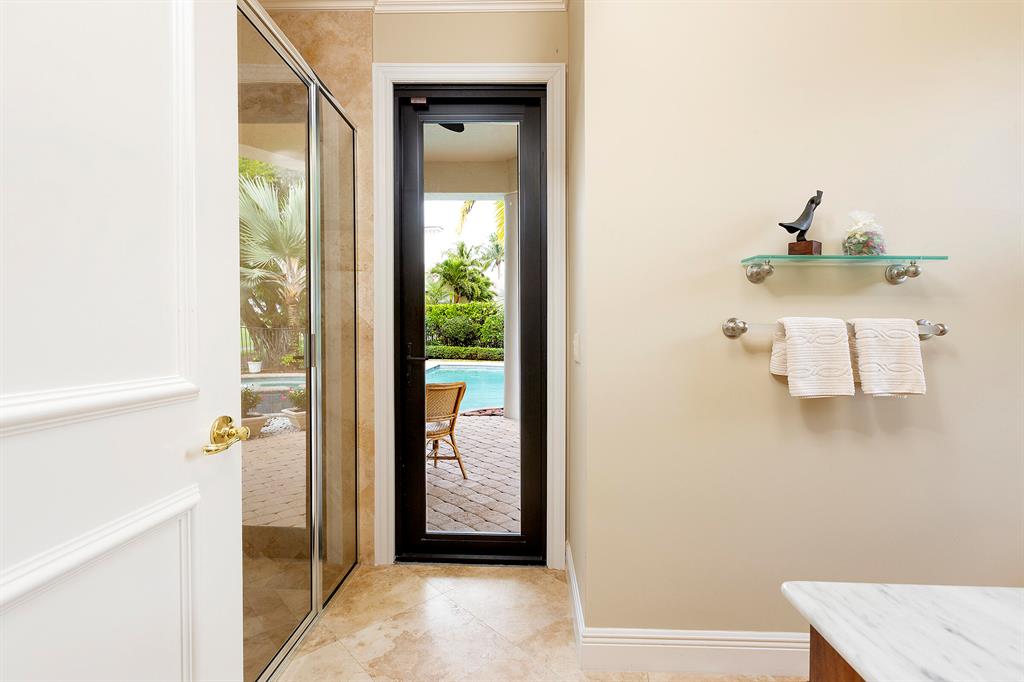 MIZNER ESTATES OF PALM BE - Residential