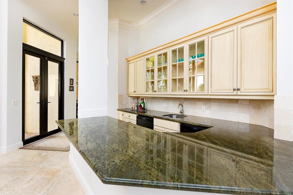 MIZNER ESTATES OF PALM BE - Residential