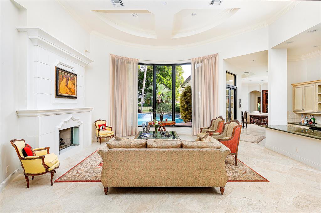 MIZNER ESTATES OF PALM BE - Residential