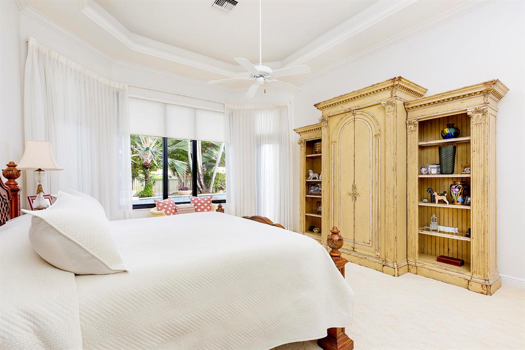 MIZNER ESTATES OF PALM BE - Residential