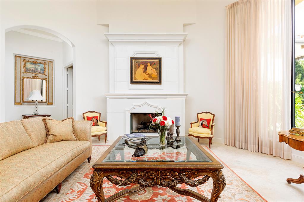 MIZNER ESTATES OF PALM BE - Residential