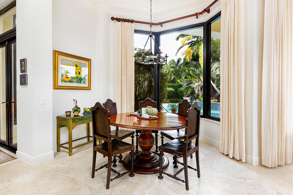 MIZNER ESTATES OF PALM BE - Residential