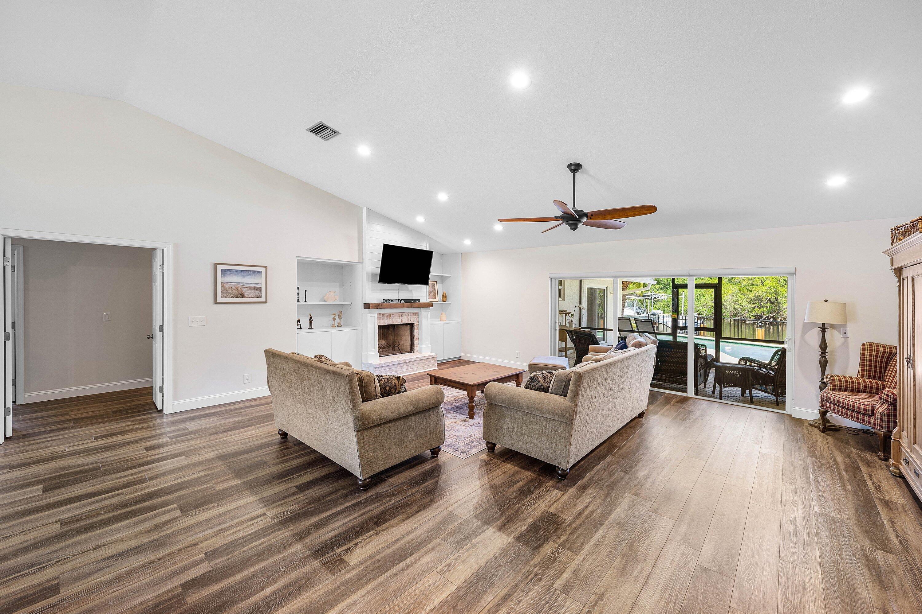 CAMINO LAKES UNIT 2 - Residential