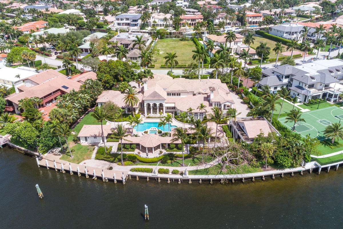 ROYAL PALM YACHT & COUNTRY CLUB - Residential