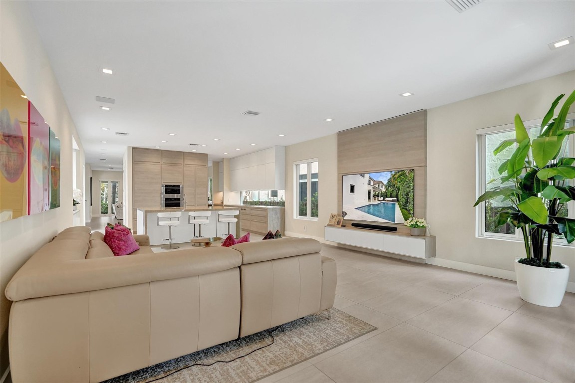 Rio Vista Isles - Residential