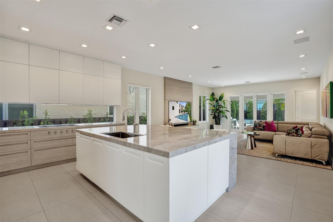 Rio Vista Isles - Residential